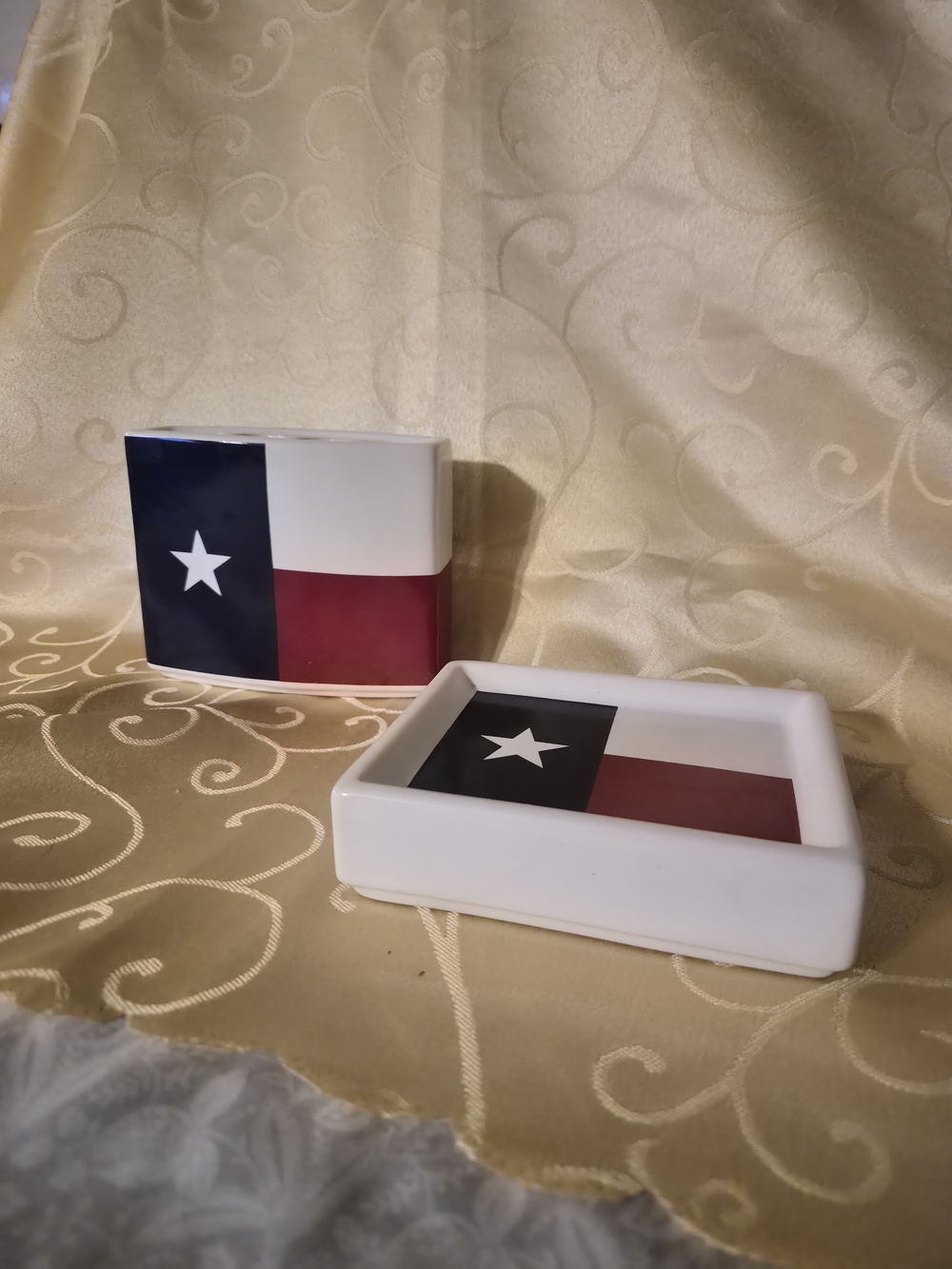 Texas Flag Ceramic Bathroom Dishes - Set of 2